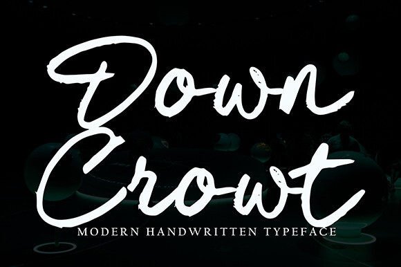 Down Crowt: A Refined Script Font for Digital Branding